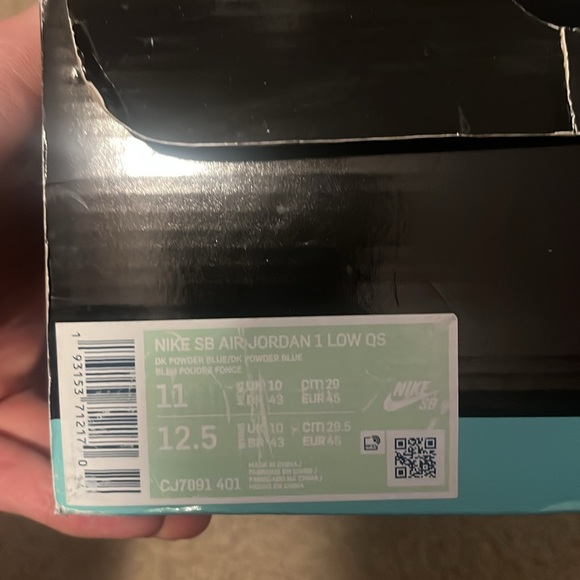 Nike SB - UNC Jordan 1 lows -Very Clean - Picture 2 of 5